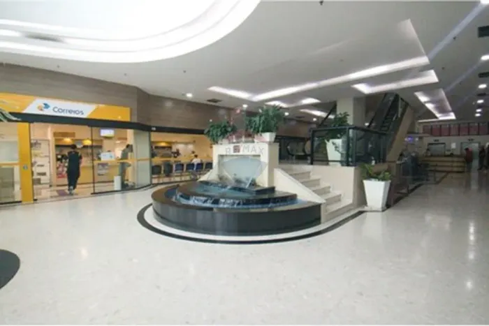 Salas comerciais a venda no Shopping Service, em Alphaville.