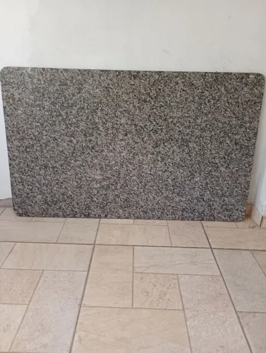 Tampo de mesa em granito!
