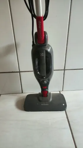Mop a Vapor Electrolux PowerMop (220V) - Perfeito Estado