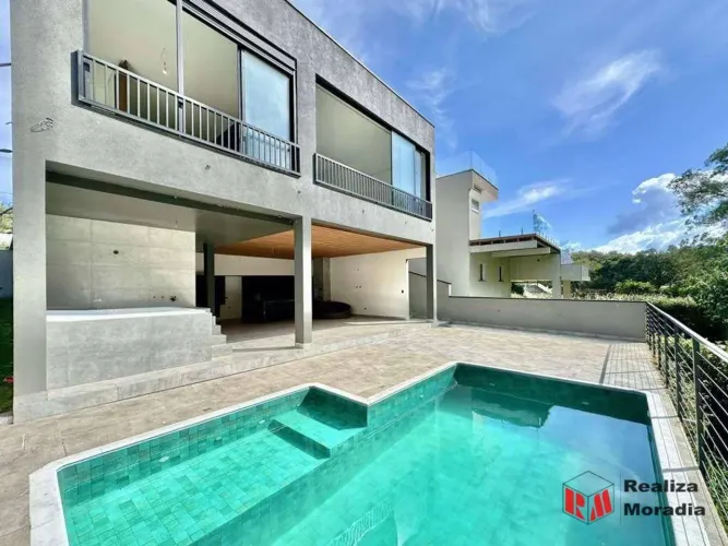 Condomínio Reserva Santa Maria ZERO KM, 5 suítes, piscina, jacuzzi e gourmet!