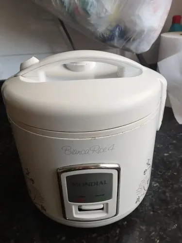 Panela elétrica de arroz