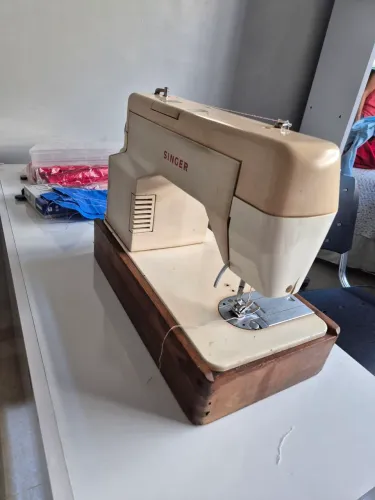 Máquina Singer