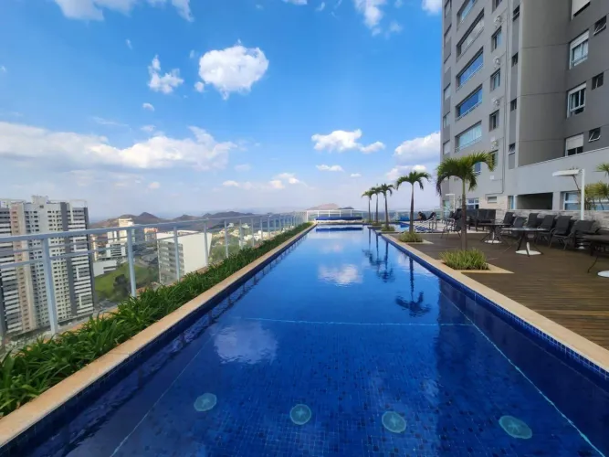 Apartamento para locação no Vila da Serra com 77m², 2 quartos, suíte, varanda, 1 vaga e la
