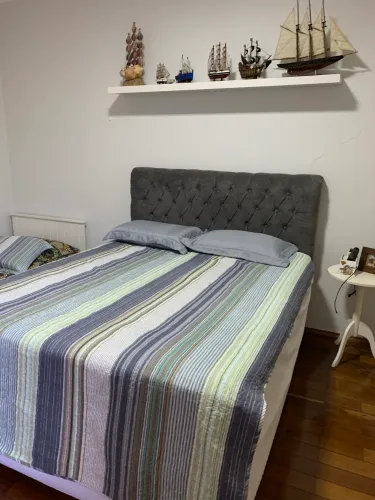 Cama Queen whindsor