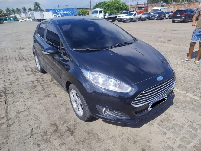 Ford Fiesta 1.6 16V Flex Mec. 5P 2014