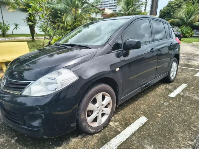 Nissan Tiida SL 1.8/1.8 Flex 16V Aut. 2013