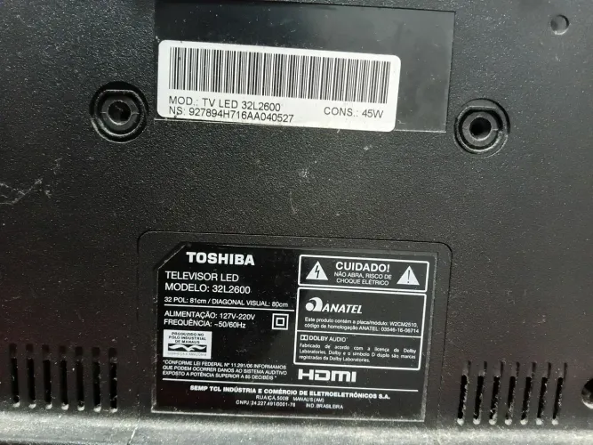 Vendo TV Toshiba 32 para retirar pessas