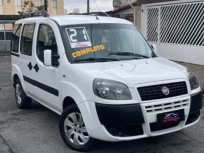 Fiat Doblo Essence 1.8 Flex 16V 5P 2021
