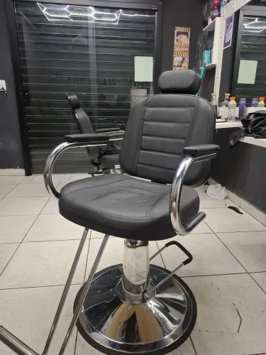 CADEIRA DE BARBEARIA