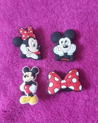 Novo - kit pin de crocs minnie 4 unidades