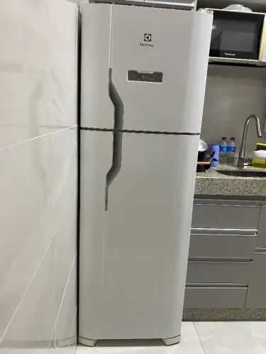 Vendo Geladeira Electrolux