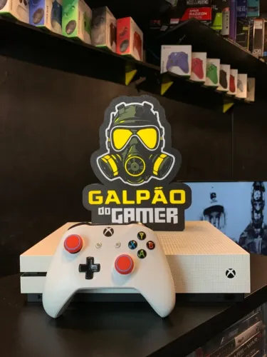 Console Xbox One S + Garantia (Loja Física no Centro)