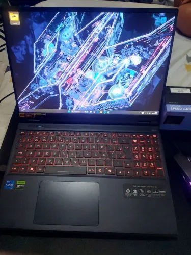 Note Predator Helios Neo I7-14700HX 14ª gen RAM 16| SSD 512| RTX 4070