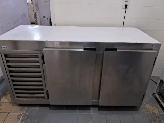 Geladeira Horizontal