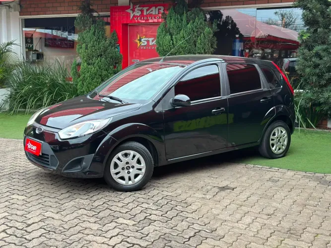Ford Fiesta 1.6 16V Flex Mec. 5P 2014