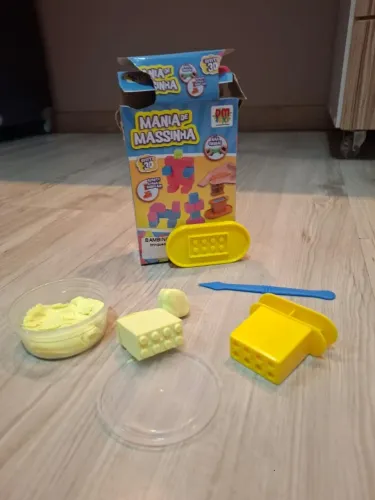 Conjunto de massinha de modelar Mania de Massinha Pocket Blocks da marca DM Toys