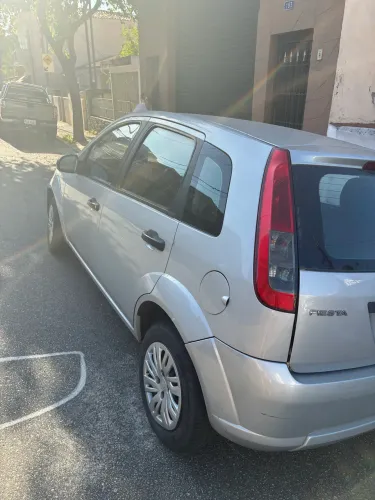 Ford Fiesta 1.0 8V Flex/class 1.0 8V Flex 5P 2011