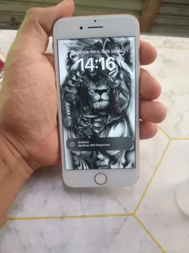 iPhone 8