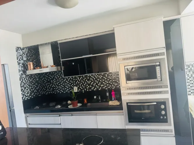 Alugo apartamento 1.100,00