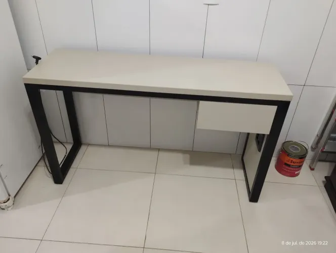 Mesa para computador