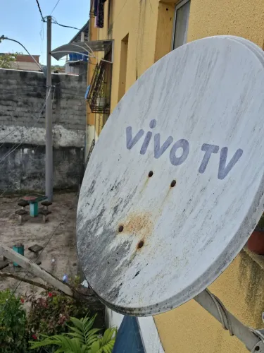 Antena completa, em perfeitas condições.