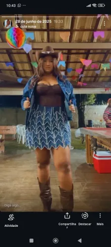 Saia de bandeirinha com strass