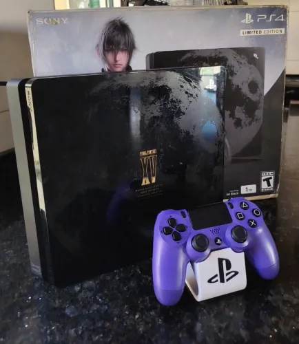 Playstation 4 Slim Desbloqueado Edição Especial Final Fantasy XV