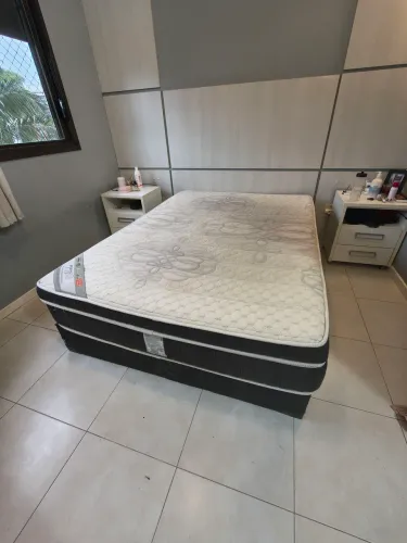 Colchão e cama box casal usado