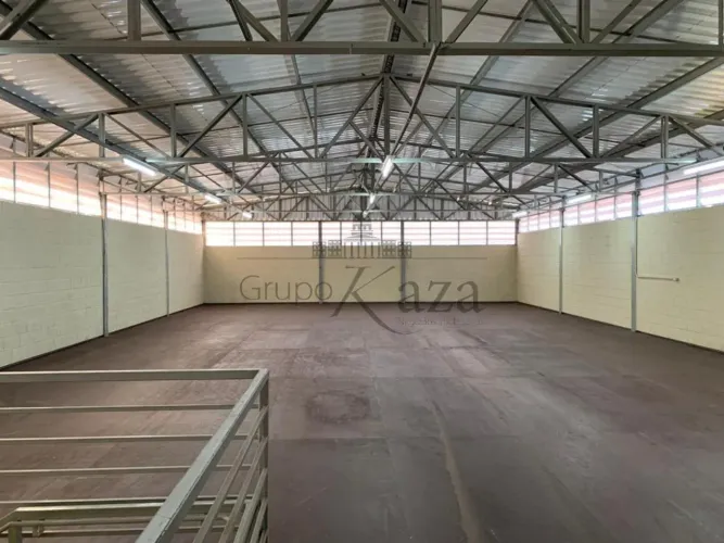 Oportunidade - Galpão Comercial - Vila Maria - 1.046m².