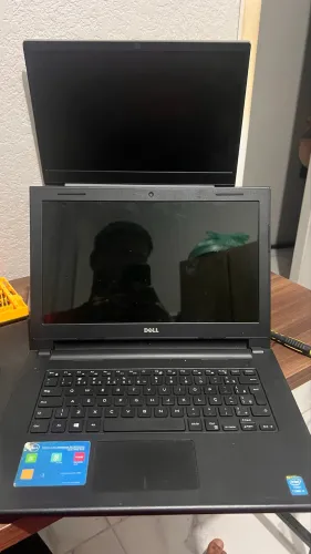 Notebook Dell Inspiron 15 3000 - Sucada/Retirada de peças 