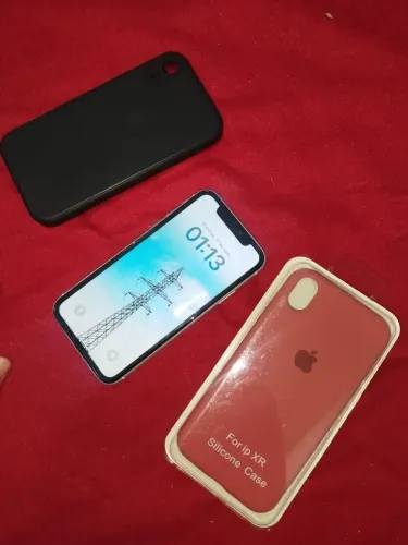 VENDO IPHONE XR 