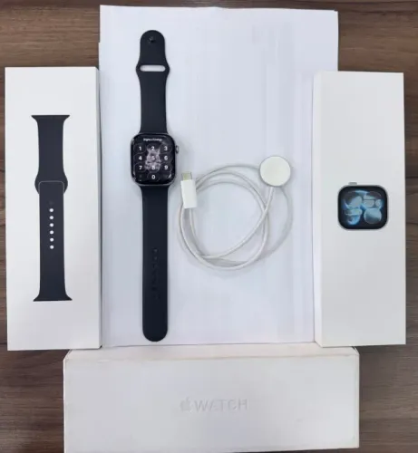 Apple Watch Series 11 (GPS) 46mm alumínio 20/06/2027