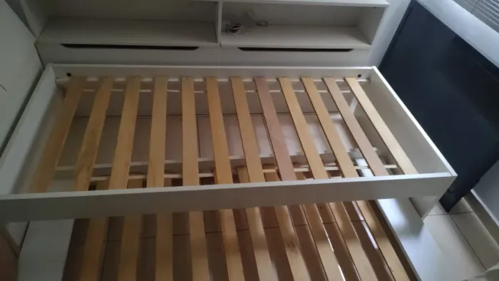 Cama de solteiro