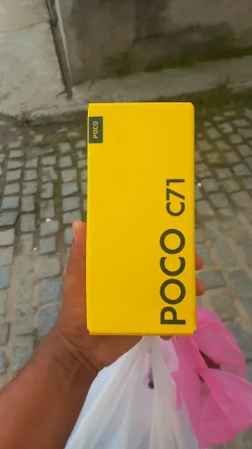 Vendo Poco C71 NFC 128gigasdememoria completo 1 mês de uso Note caixa e carregador origina