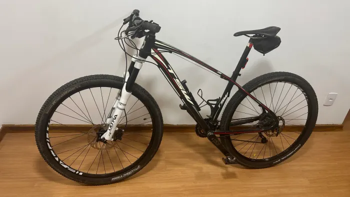 Bicicleta MTB aro 29