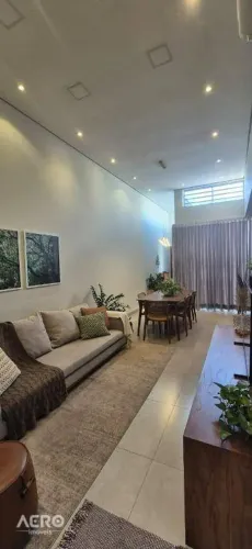 Casa com Placas Fotovoltaicas, 3 Quartos e Cozinha Planejada Oportunidade Única- Jardim T
