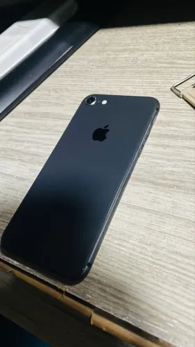 iPhone 8 (preto)