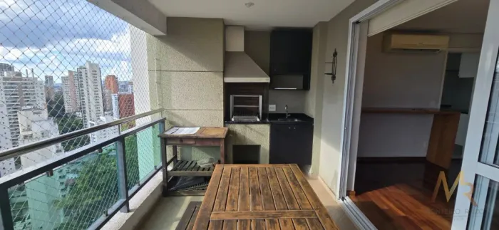 Apartamento à venda na Vila Andrade | 94m² | 2 suítes | Varanda Gourmet | 2 vagas
