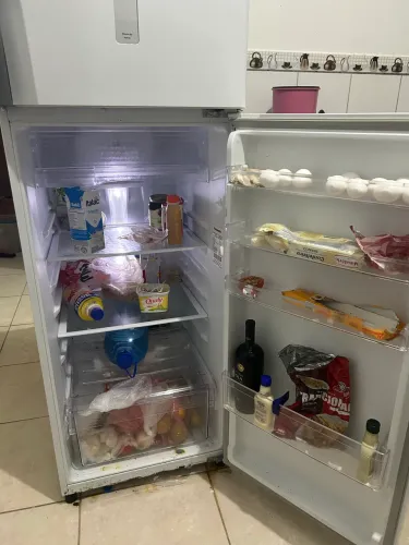 Geladeira Panasonic