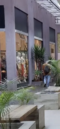 EXCELENTE LOJA DENTRO SERRA SHOPPING