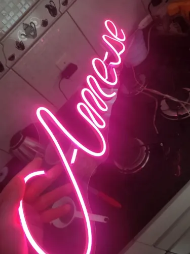 Luminária Ame se para decoração 