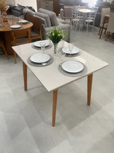 MESA DE JANTAR (ÚLTIMAS PEÇAS)