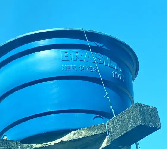 Caixa d'água 1000 litros só 350