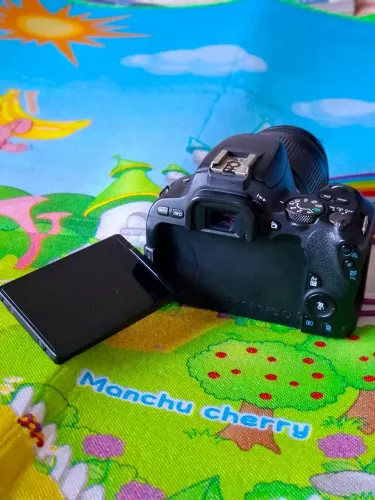 Vendo Canon Profissional SL2, estado de Nova, Poucos clicks 