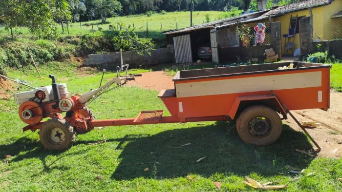 Máquina agrícola. Rotativa Tobata 11cc