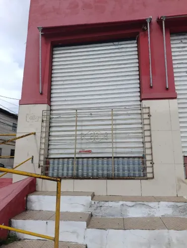Vende-Se Portas de Rolo Completa, Material Resistente