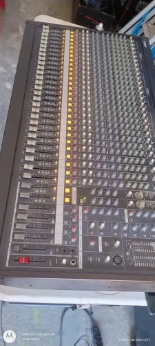 Vendo mesa de som