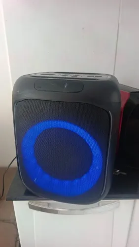 Caixa de som multiuso