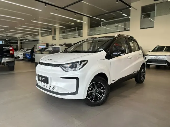 JAC E-JS1 62cv 5P Aut. (elétrico) 2025