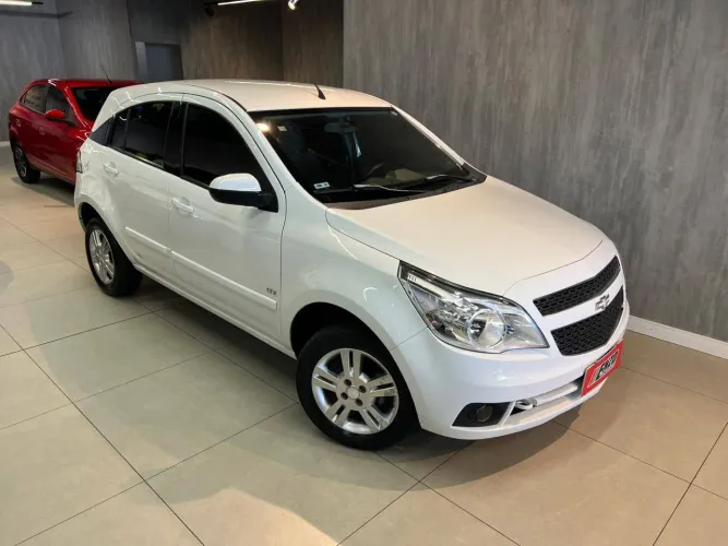 Chevrolet Agile LTZ 1.4 MPFI 8V Flexpower 5P 2012